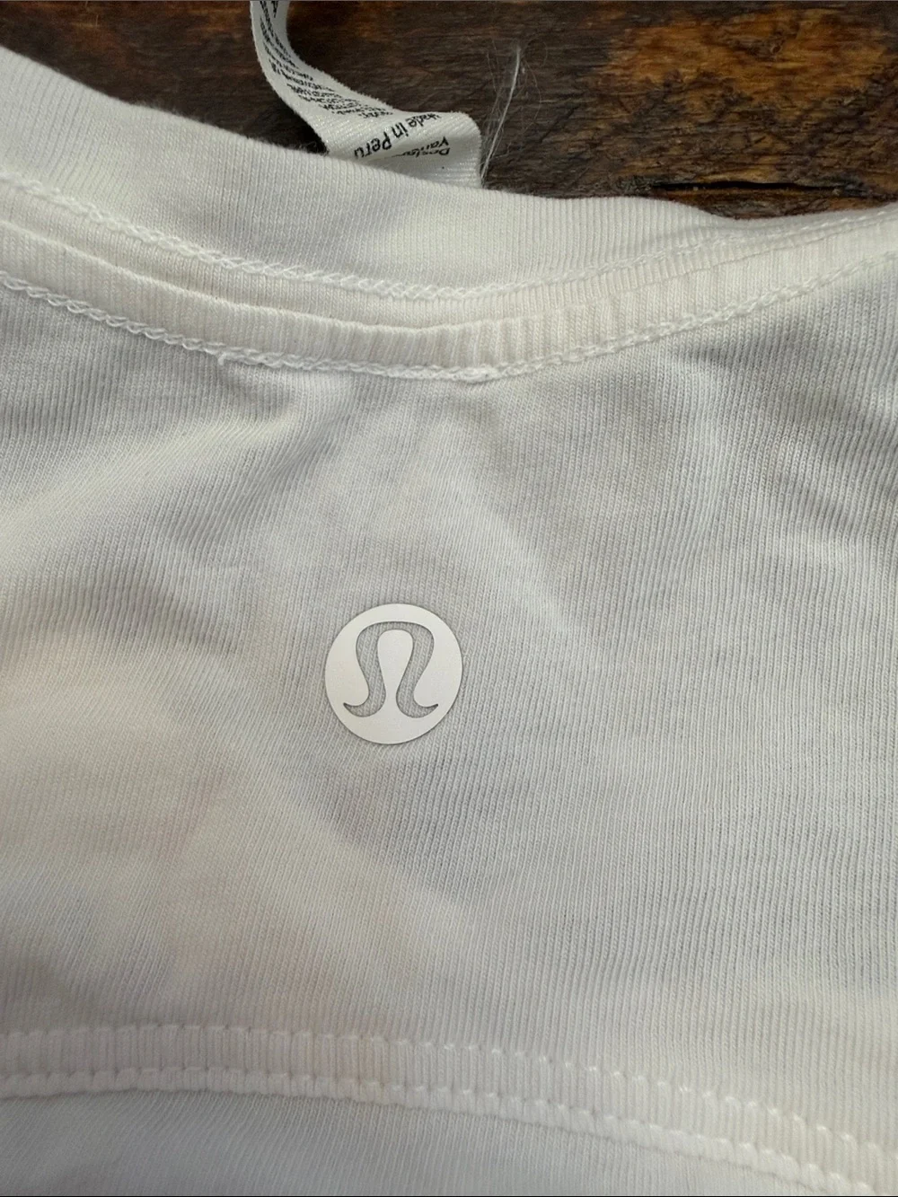 Lululemon Athletica gathering grow tank white size 2 EUC wrap tie crop yoga